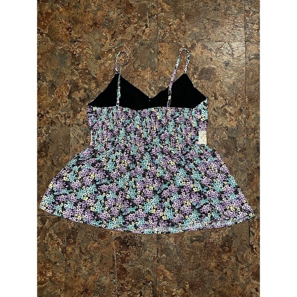 White Birch Los Angeles Women’s Floral Tank Top Size Medium - Picture 2 of 8